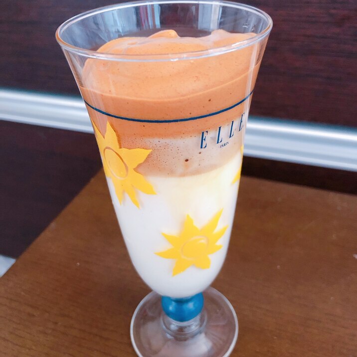 最近流行のダルゴナコーヒー